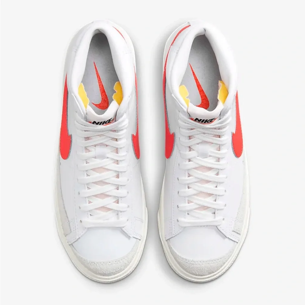 Nike Blazer Mid ‘77 - Picture 4 of 12